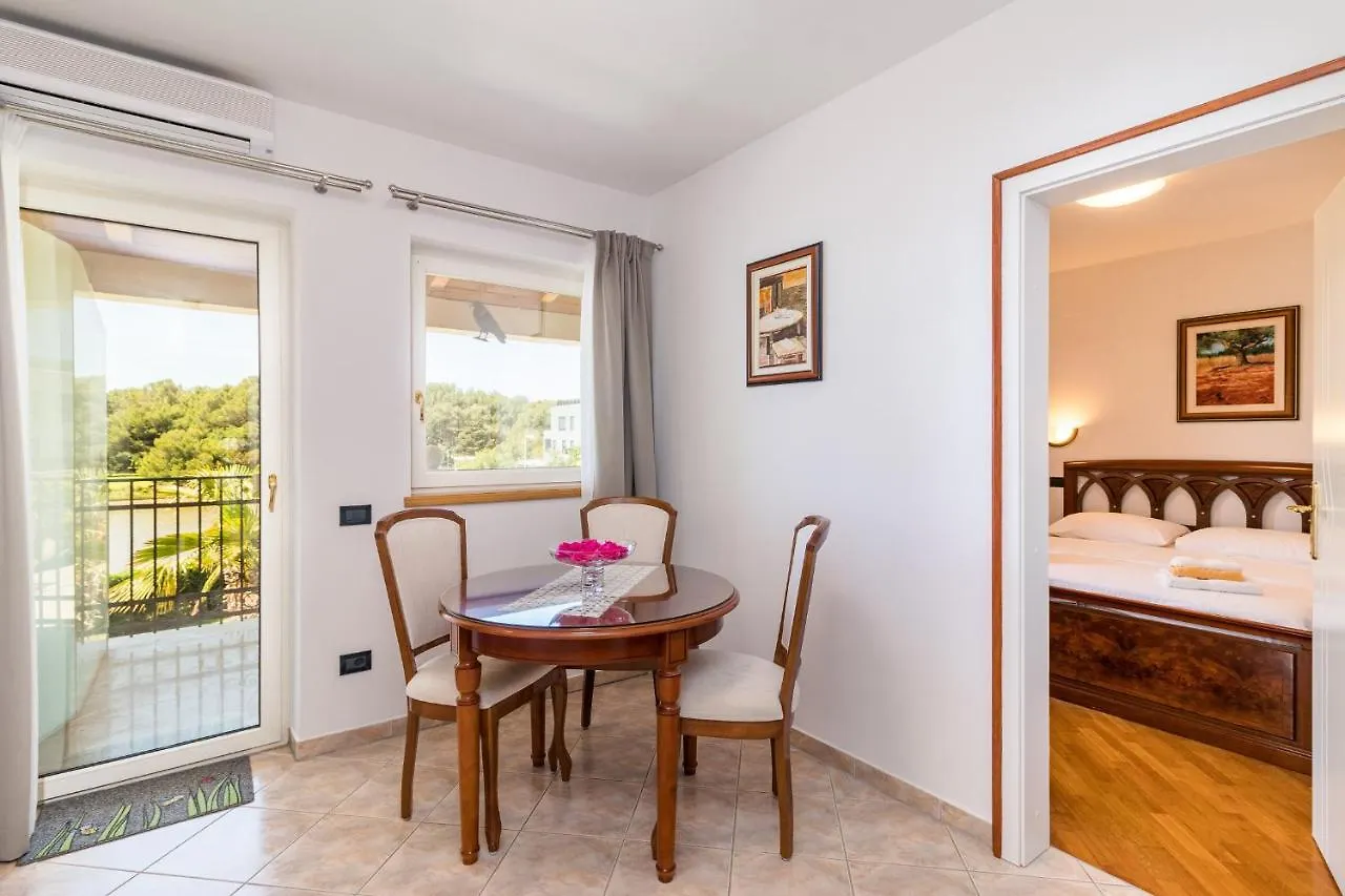 Villa Vizula Μεντουλίν 0*,  Κροατία